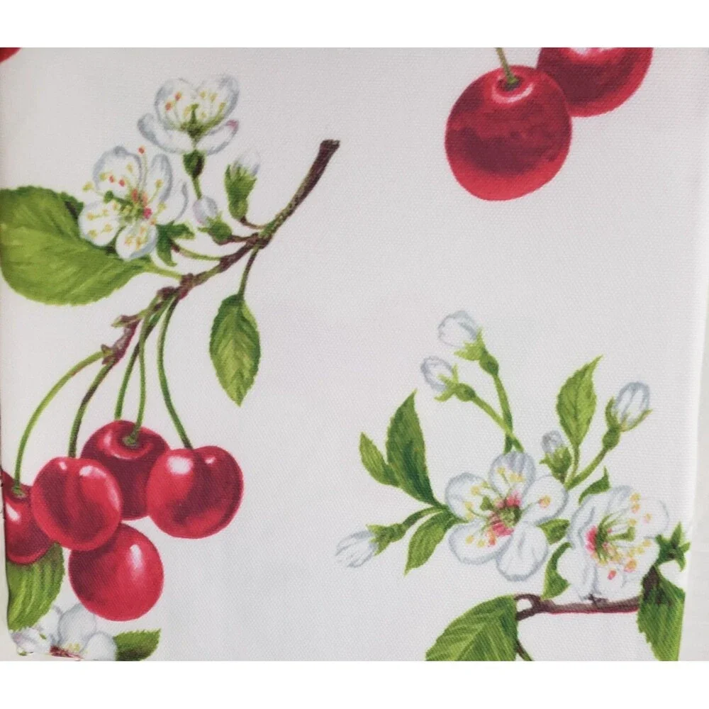 Printed Spillproof Tablecloth, 70
